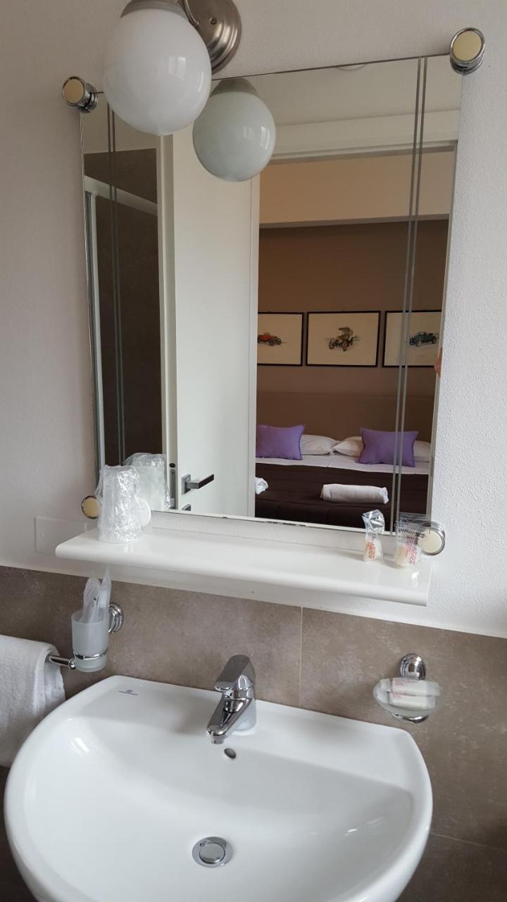 Hotel Arianna Iseo Esterno foto